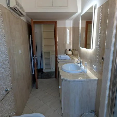 Domus Octavia San Pietro Ottavia Vatican Free Parking Wifi Smarttv Apartment *
